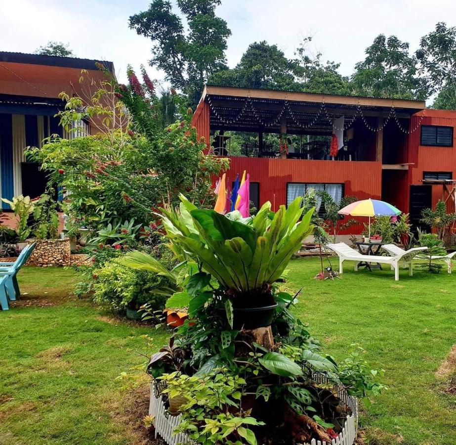 Edmund'S Garden Inn Siquijor Buitenkant foto